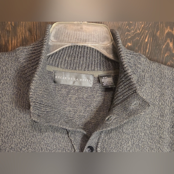 Oscar de la Renta Charcoal Crewneck Sweater - Picture 4 of 8